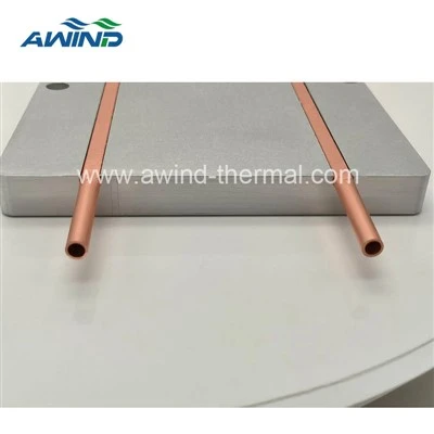 एपॉक्सी बनाम. एंबेडेड ट्यूब कोल्ड प्लेट्स को फ़िट करने के लिए - दबाएँ